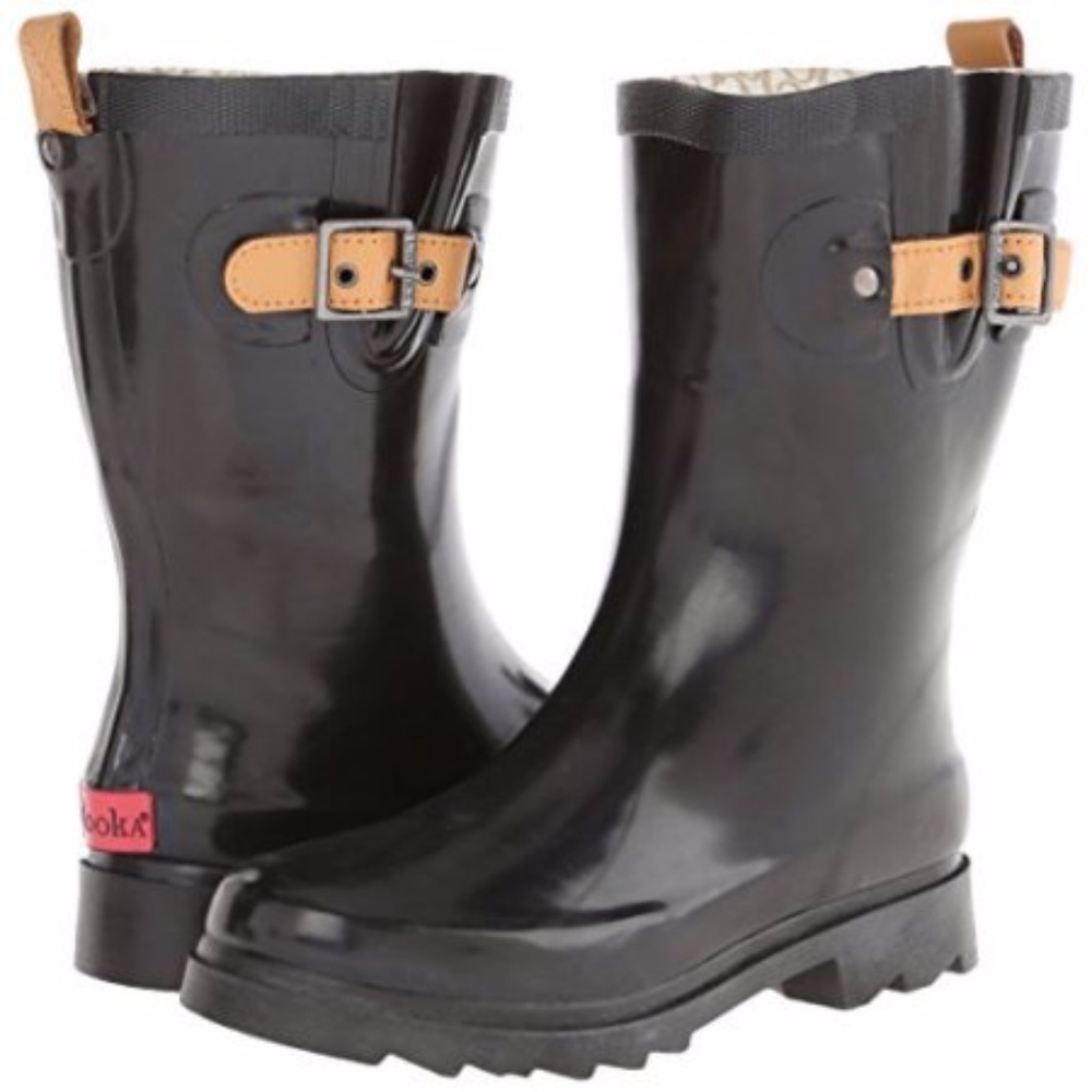Chooka Solid Mid Rain Boots in Shiny Black